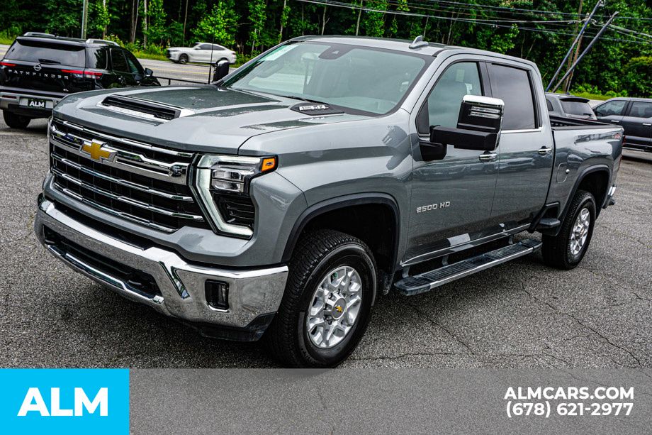 Used 2026 Gray Chevrolet LTZ image 15