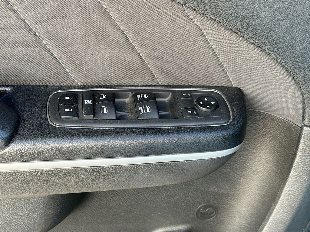 Used 2019 Blue Dodge R/T Scat Pack image 17