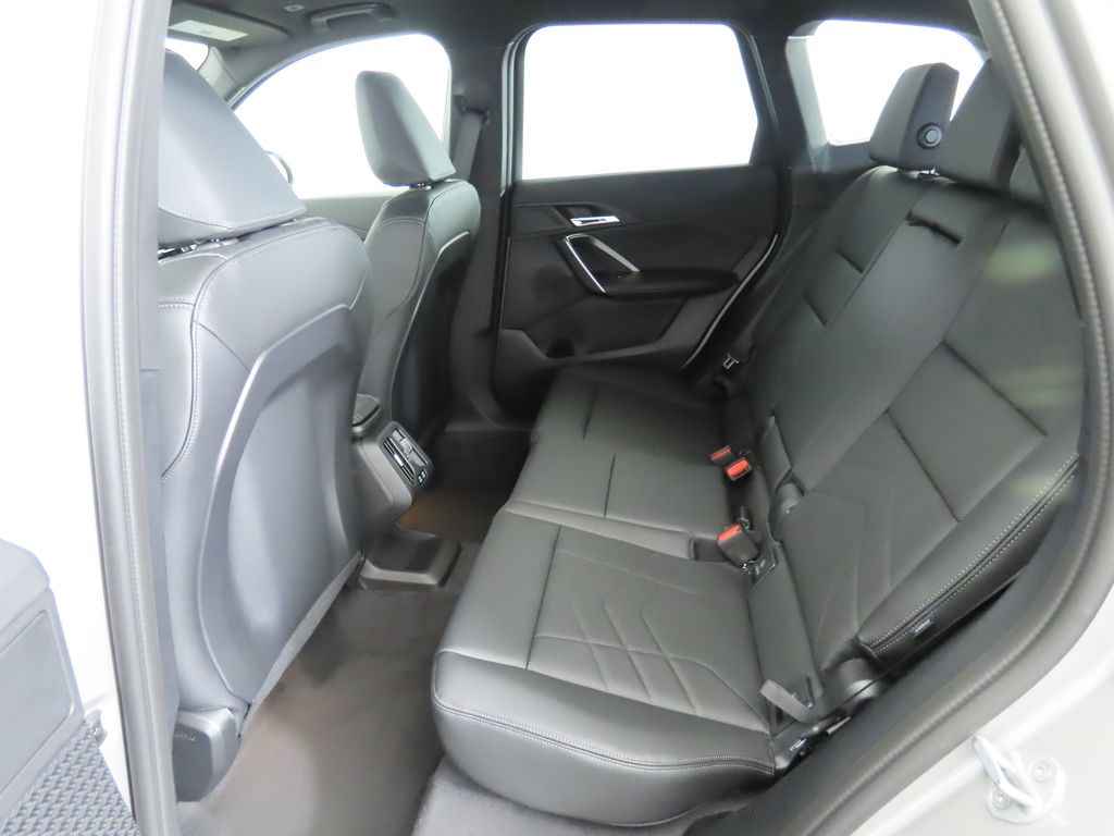 Thumbnail: 2025 BMW X1 - 22