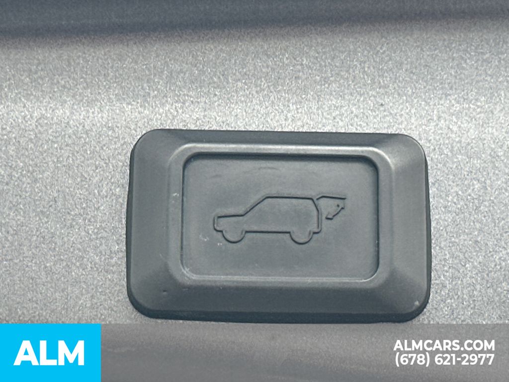 Used 2024 Gray Toyota XLE Premium image 22