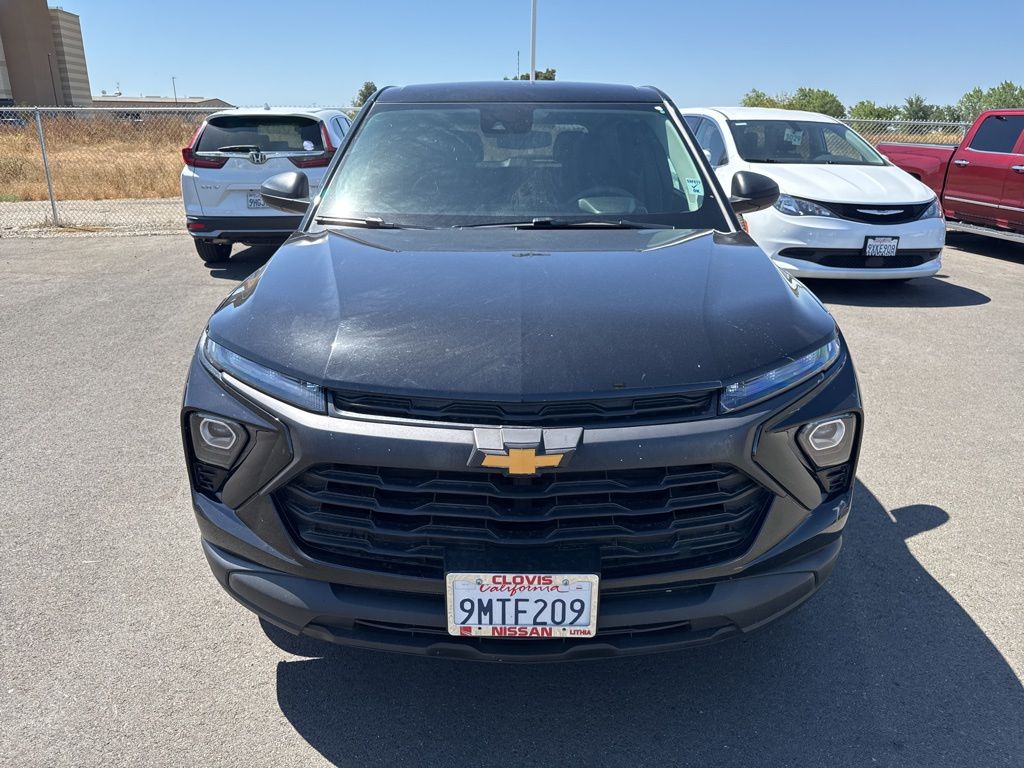 View vehicle photo 2