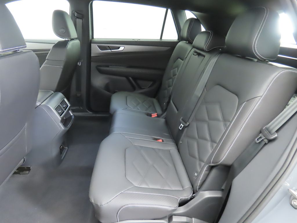 Thumbnail: 2026 Volkswagen Atlas - 21