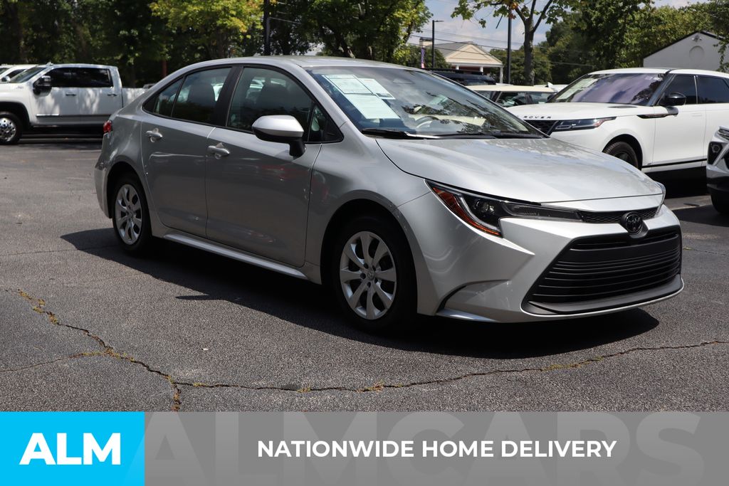 2024 Toyota Corolla LE photo 4