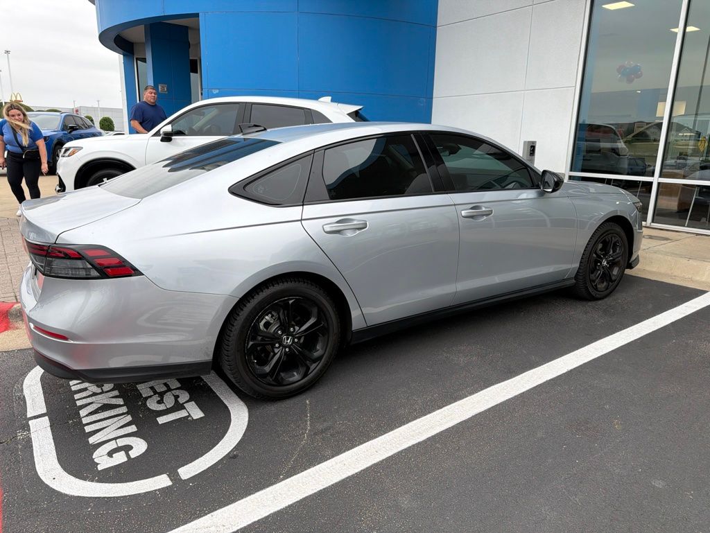 Thumbnail: 2025 Honda Accord - 4