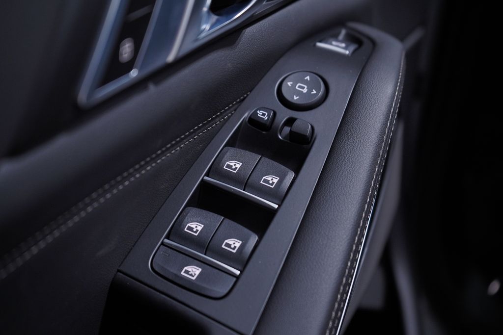 Thumbnail: 2026 BMW X5 - 11