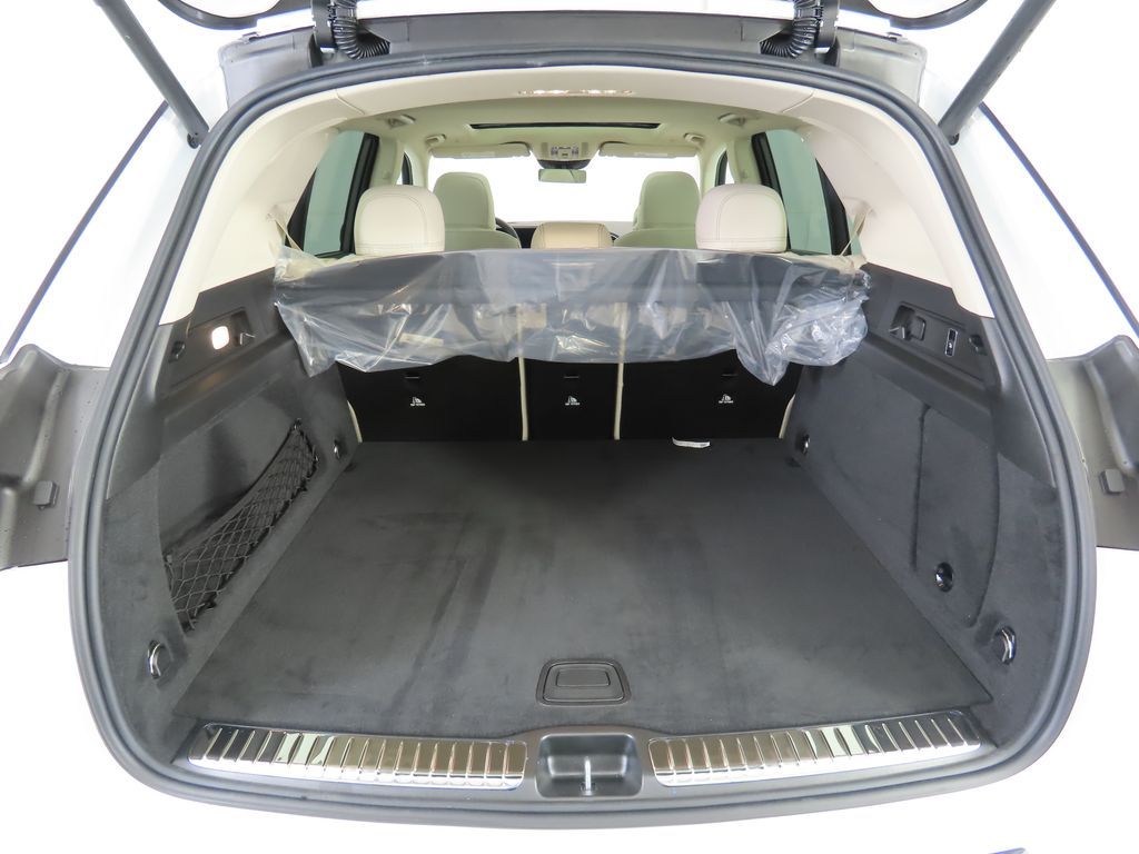 Thumbnail: 2026 Mercedes-Benz GLE - 29