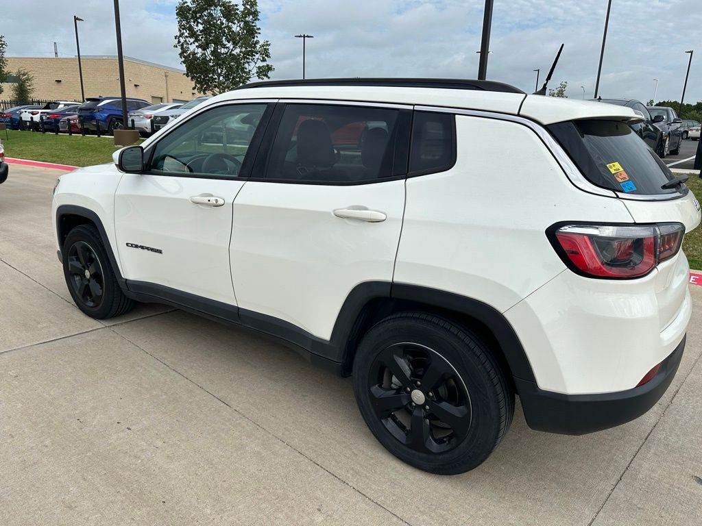 Thumbnail: 2017 Jeep Compass - 3