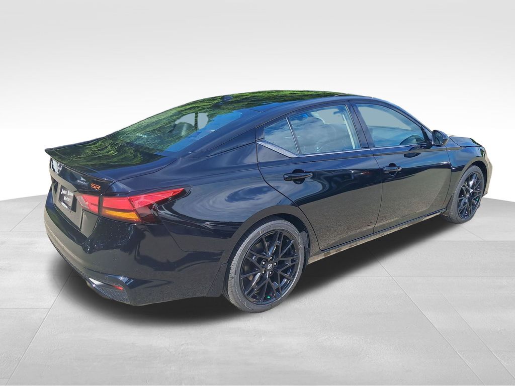 2026 Nissan Altima 2.5 SR Black at South Hills Kia