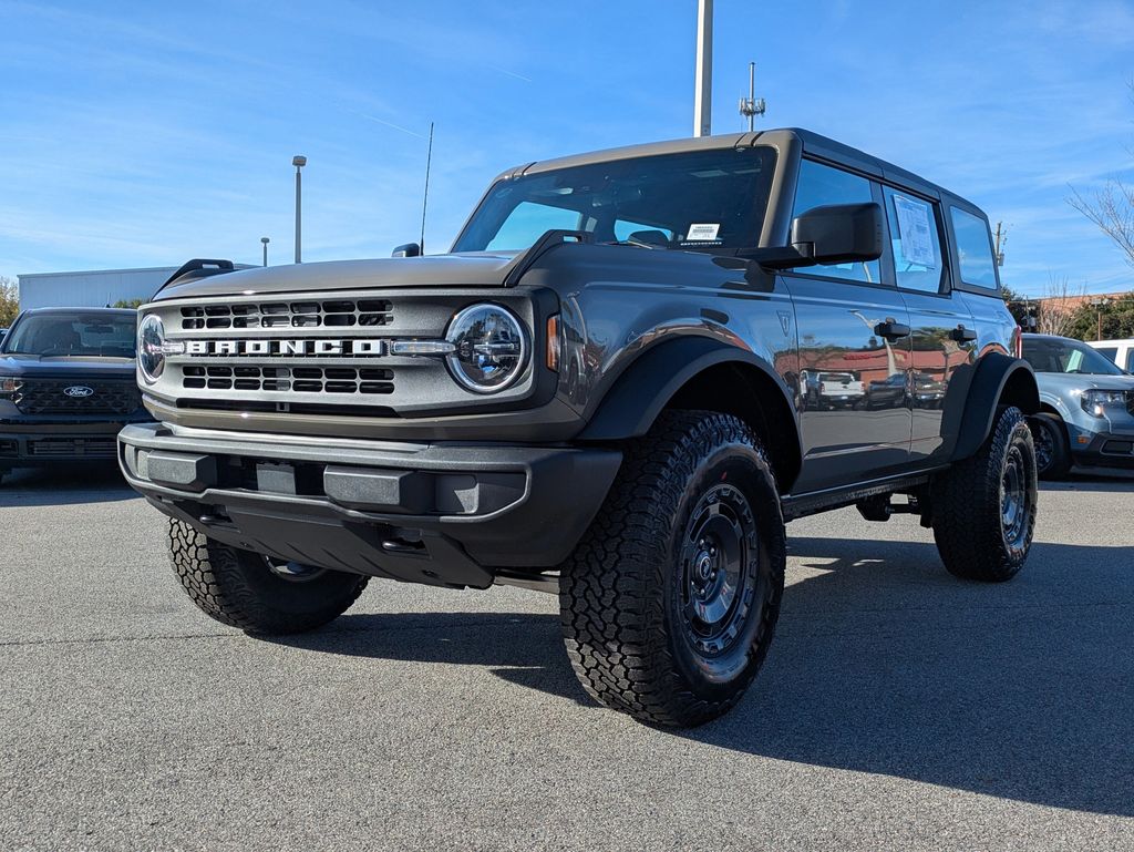 2025 Ford Bronco 