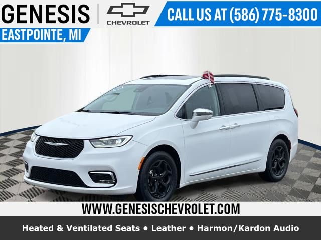 2022 Chrysler Pacifica Limited FWD