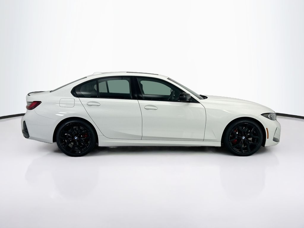 Thumbnail: 2026 BMW 3 Series - 4