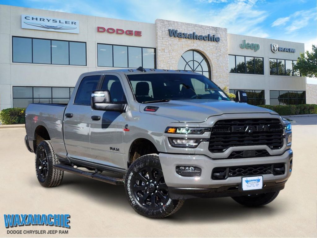 Ceramic Gray Clearcoat 2026 RAM 2500 Big Horn Crew Cab 4WD Pickup Truck Four-Wheel Drive 8-Speed Automatic