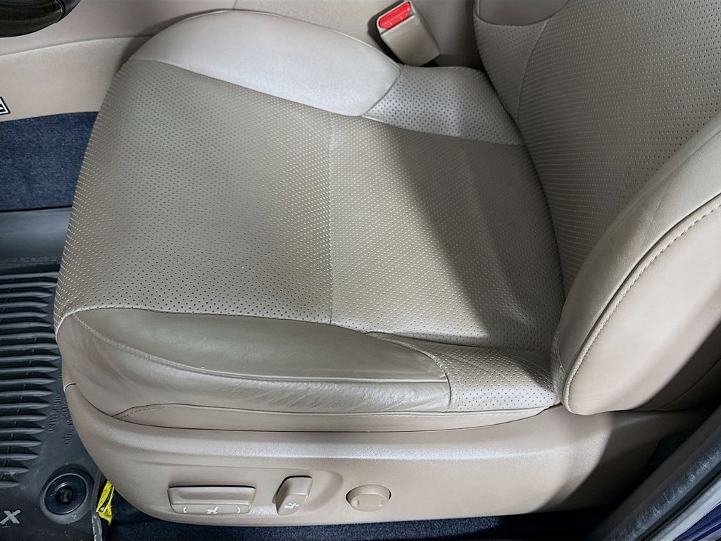 Thumbnail: 2023 Lexus GX - 20