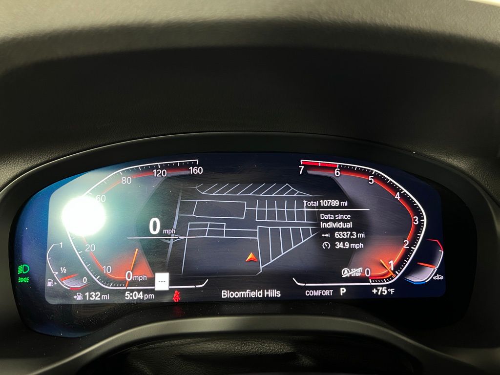 Thumbnail: 2025 BMW X4 - 15