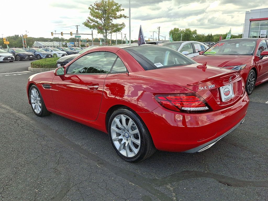 Thumbnail: 2017 Mercedes-Benz SLC - 6