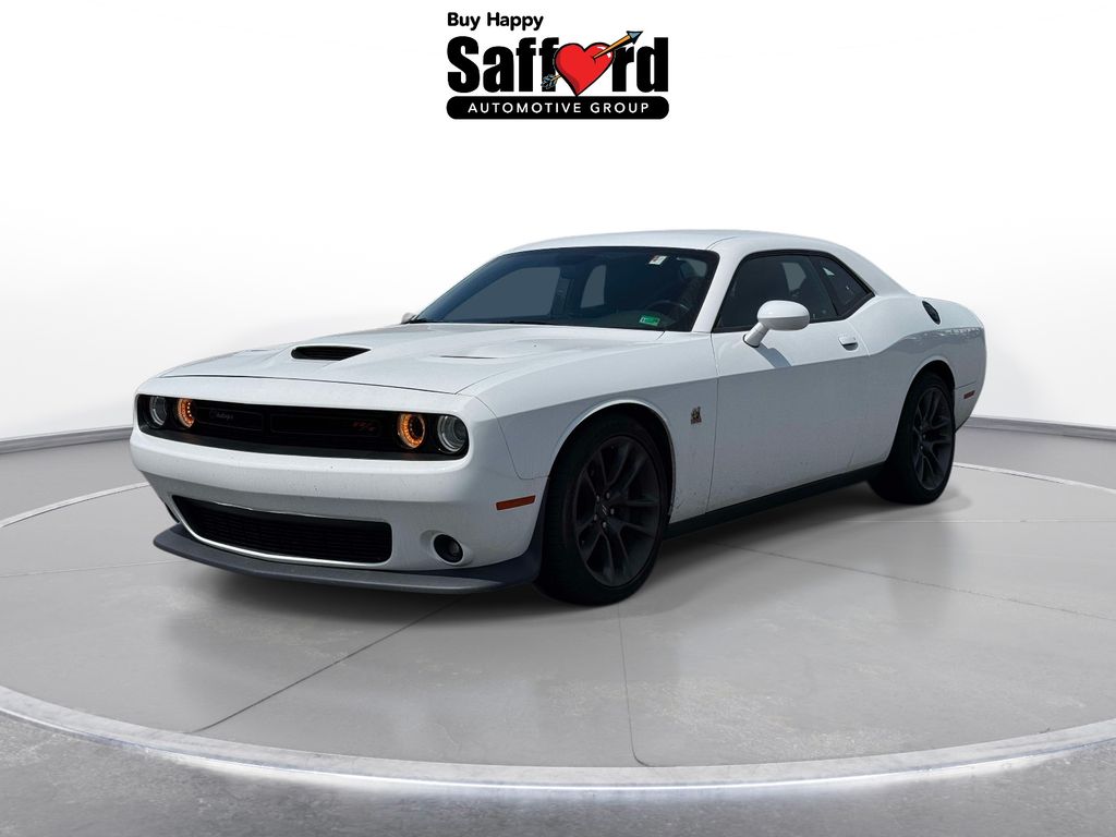 White 2023 Dodge Challenger R/T Scat Pack RWD Coupe Rear-Wheel Drive 8-Speed Automatic
