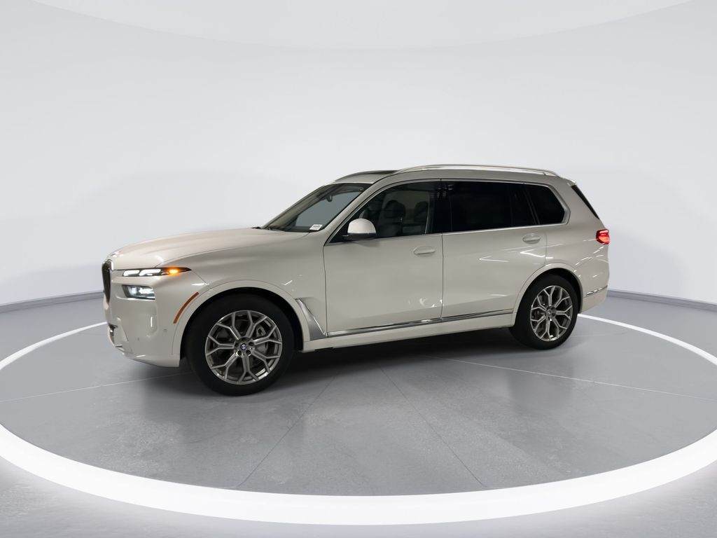 2025 BMW X7 xDrive40i 4