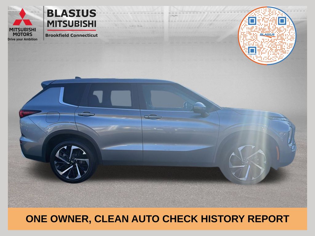 Gray 2022 Mitsubishi Outlander SUV / Crossover All-Wheel Drive Continuously Variable Transmission