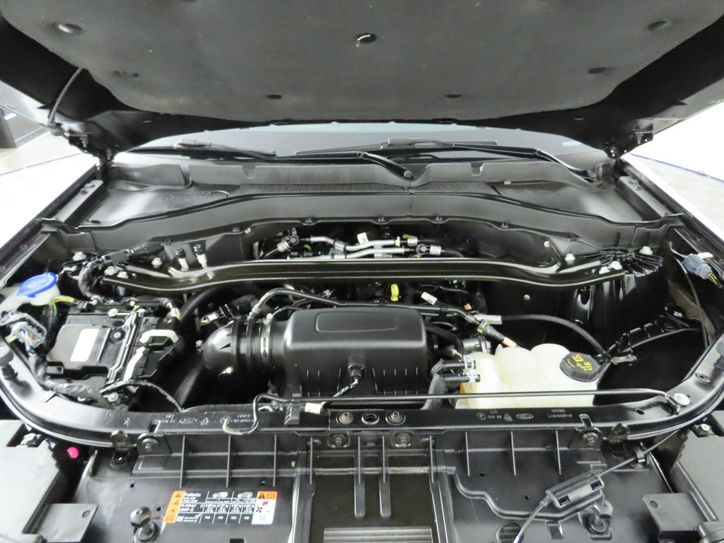 2023 Ford Explorer Limited 31