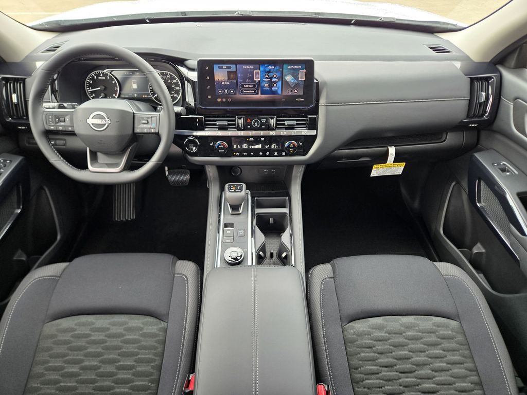 View vehicle photo 5