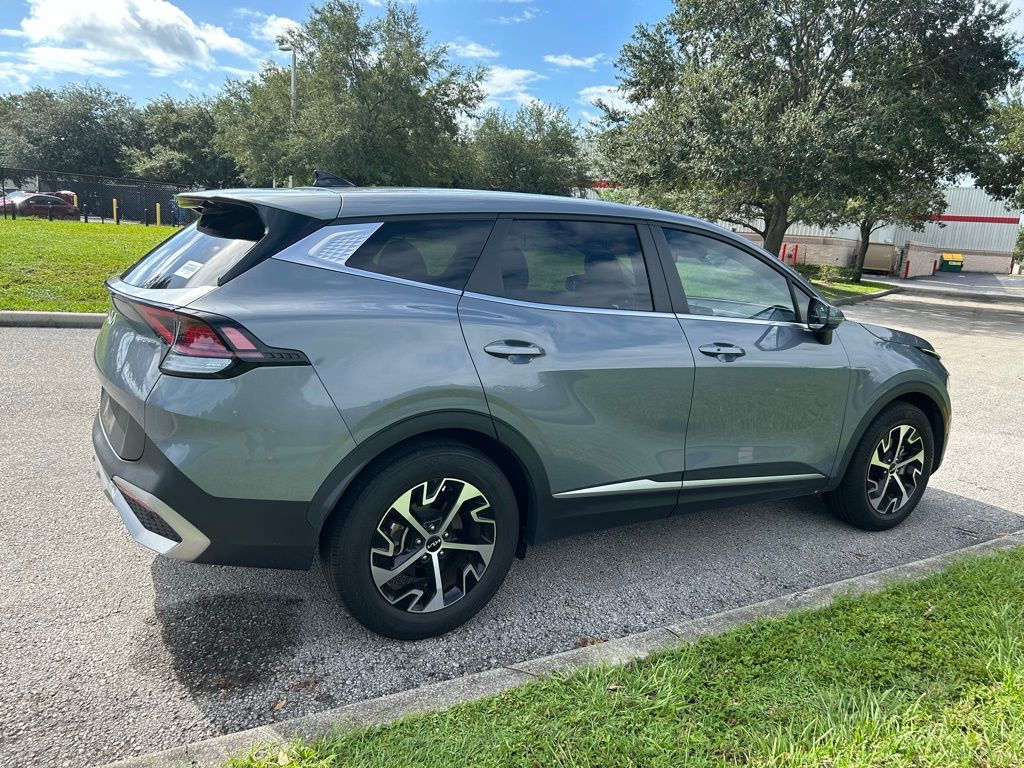 Thumbnail: 2023 Kia Sportage - 5