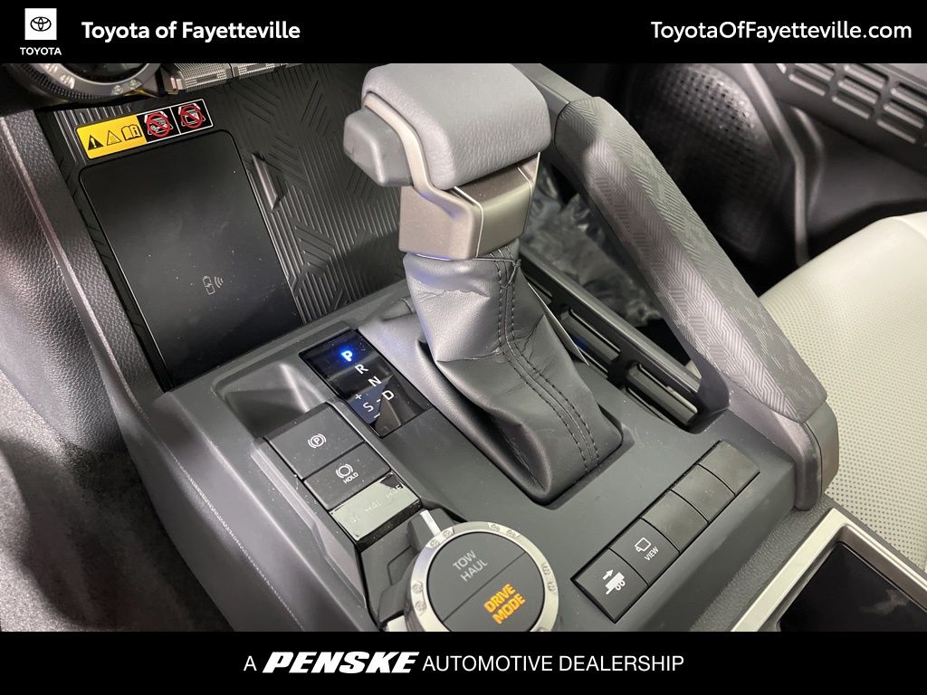 2025 Toyota Tacoma Limited 30