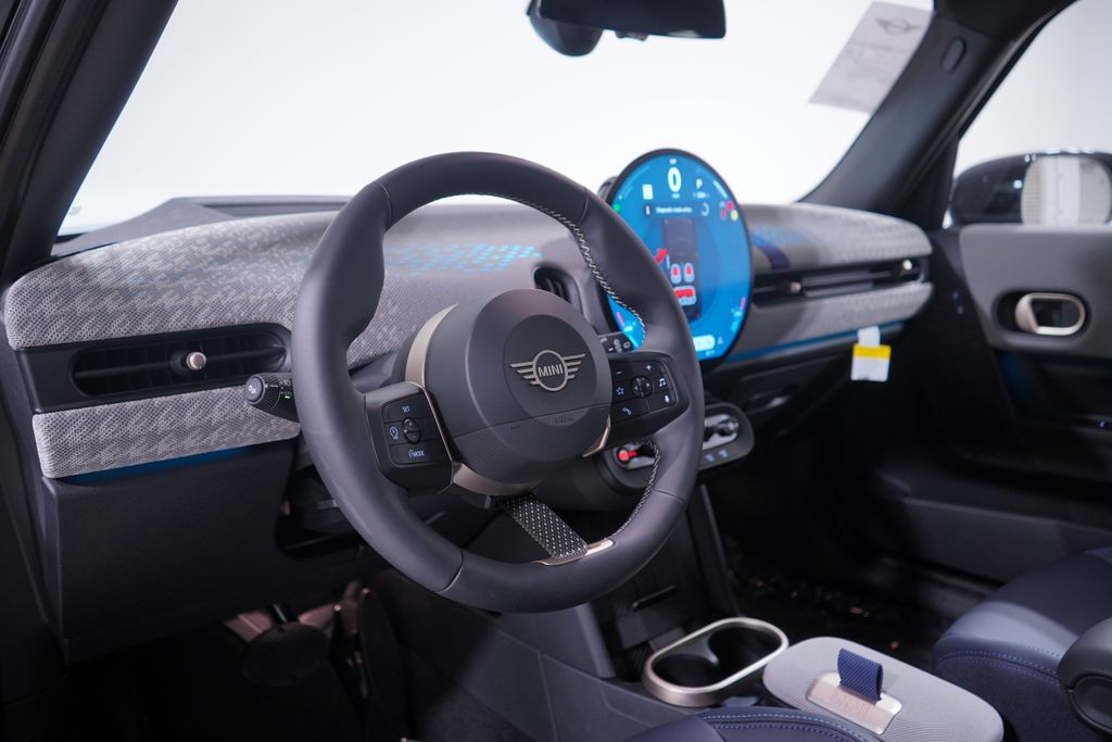 Thumbnail: 2025 MINI Cooper Hardtop - 6