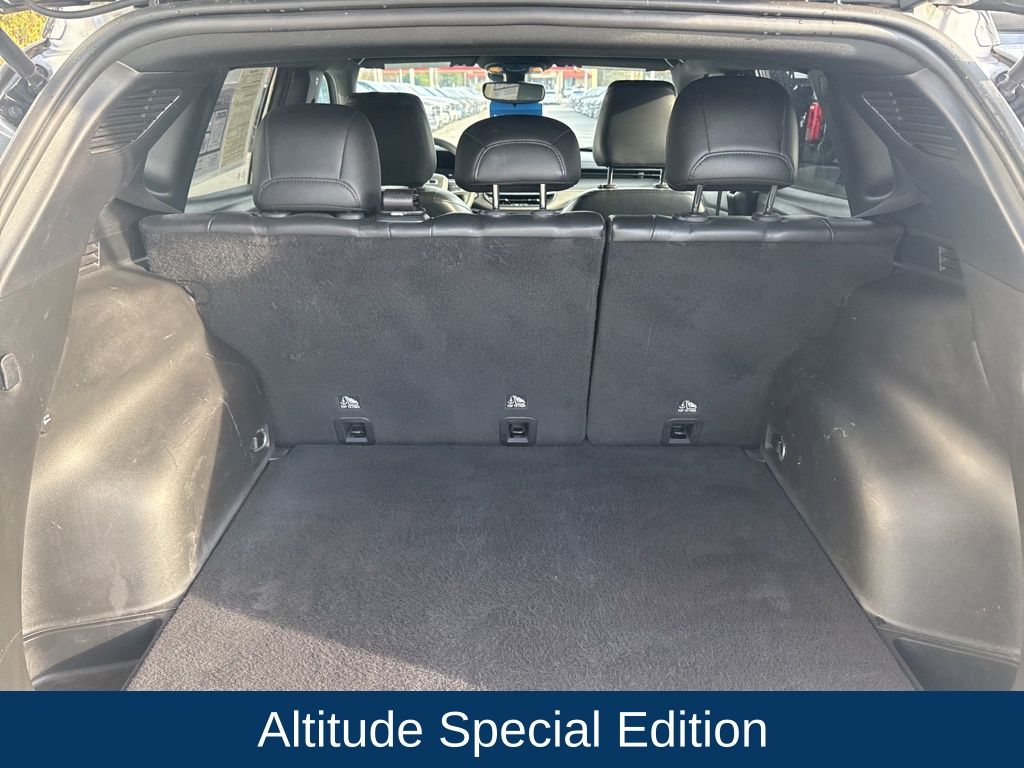 2022 Jeep Compass Altitude FWD