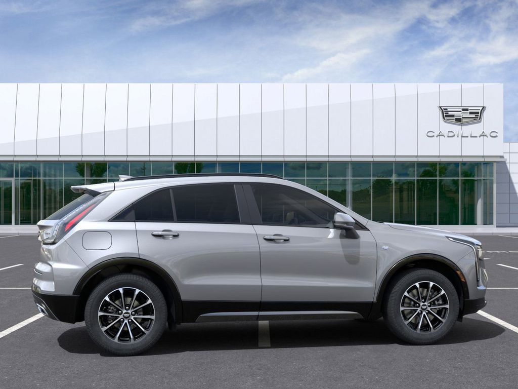 2025 Cadillac XT4 Sport 5