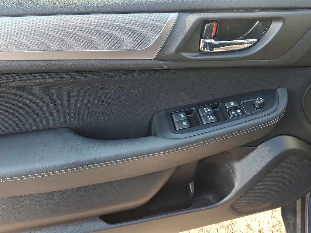 Thumbnail: 2017 Subaru Outback - 13