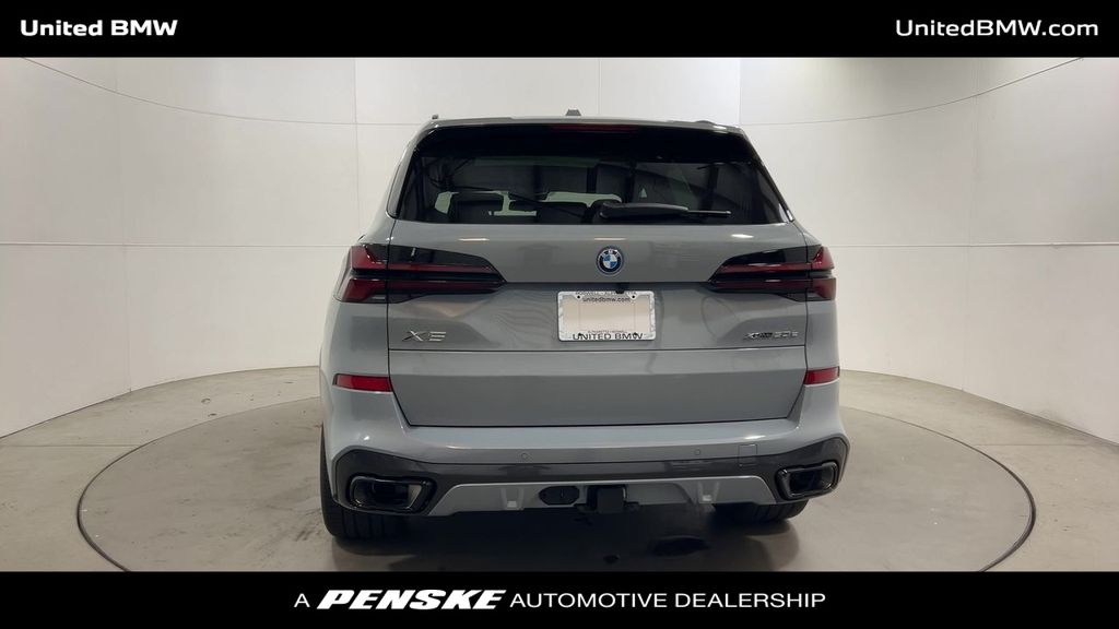 Thumbnail: 2026 BMW X5 - 7
