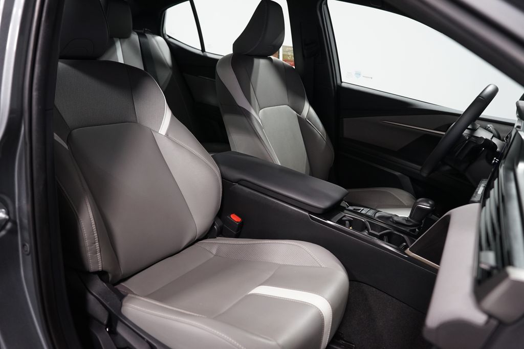 Thumbnail: 2025 Toyota Camry - 29