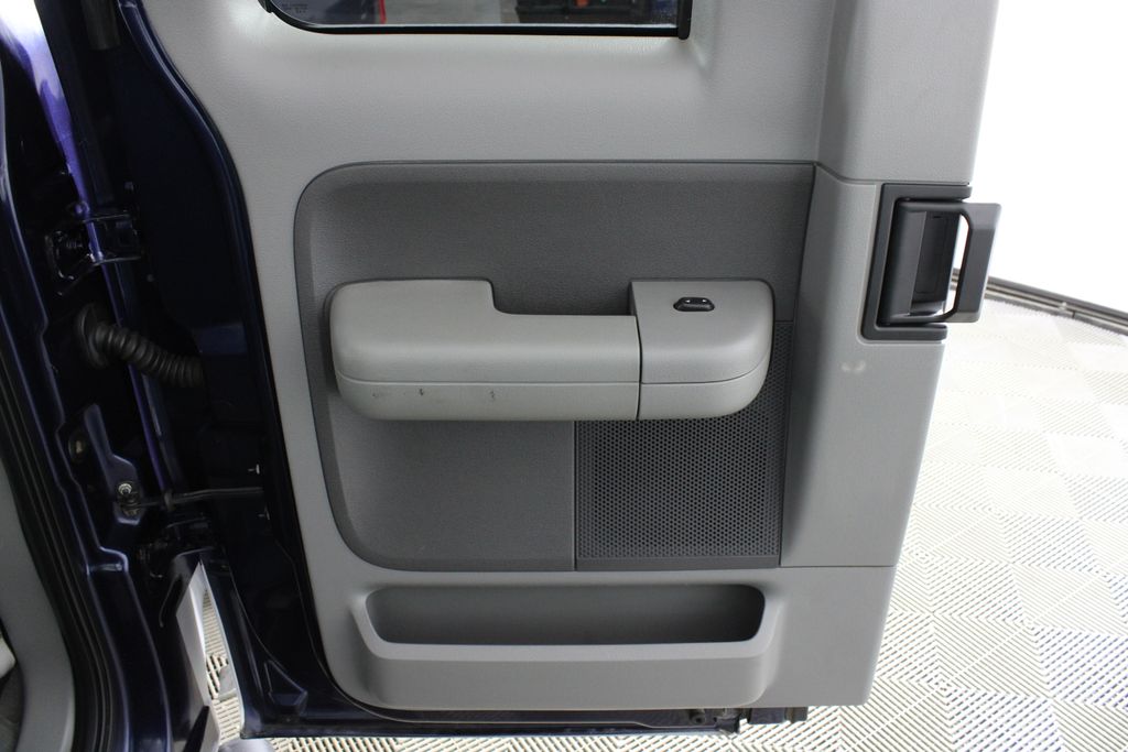 Used 2005 Ford F-150 for sale in 