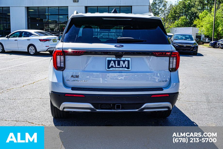 Used 2025 White Ford Platinum image 11