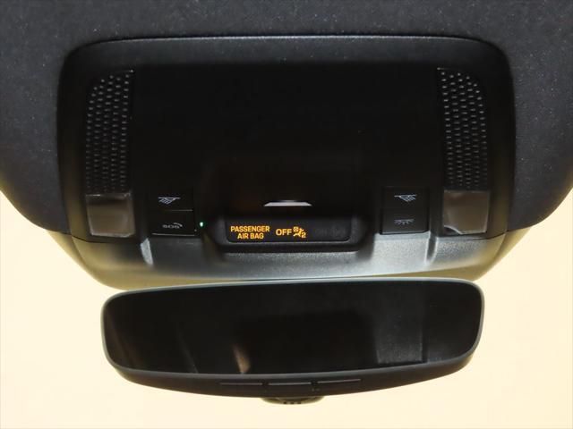 Thumbnail: 2026 Porsche Taycan - 31