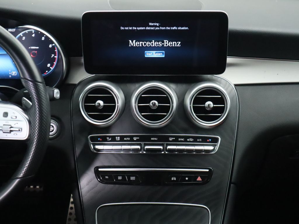 Thumbnail: 2022 Mercedes-Benz GLC - 14