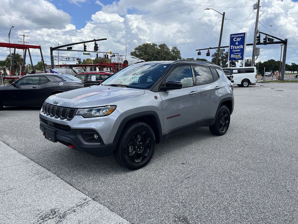 2023 Jeep Compass Trailhawk 9