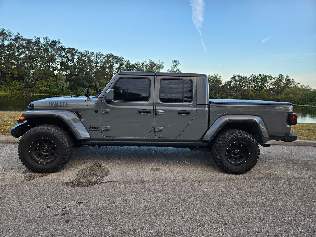 2021 Jeep Gladiator Sport 2