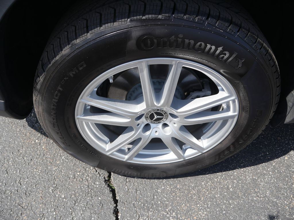 Thumbnail: 2024 Mercedes-Benz GLC - 14