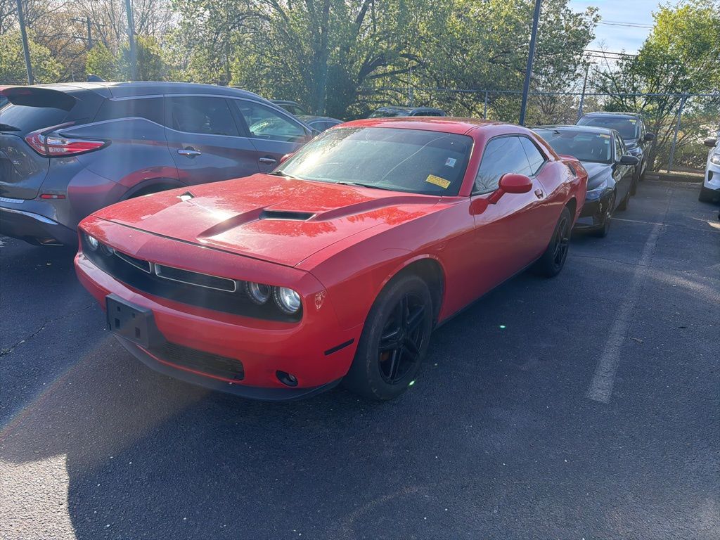 2021 Dodge Challenger SXT RWD