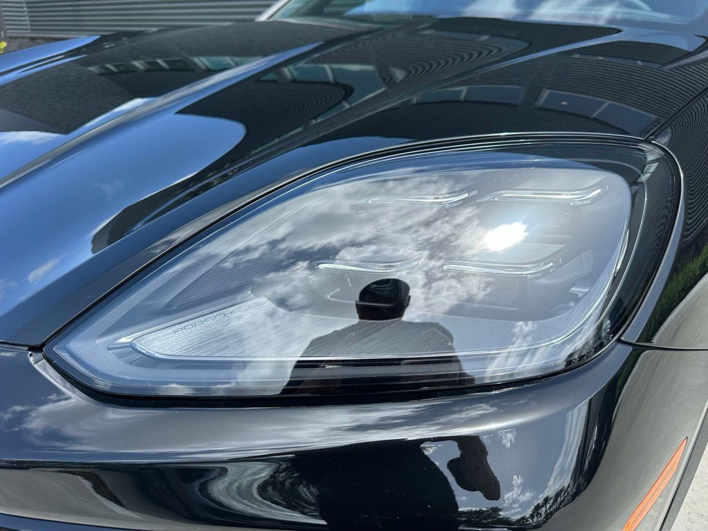 Thumbnail: 2025 Porsche Cayenne - 13
