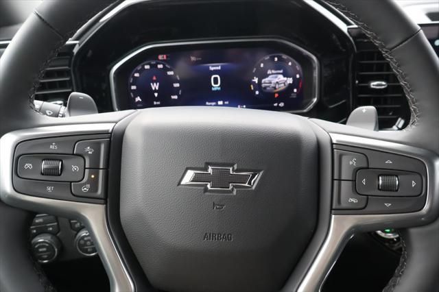 Thumbnail: 2026 Chevrolet Silverado 1500 - 22