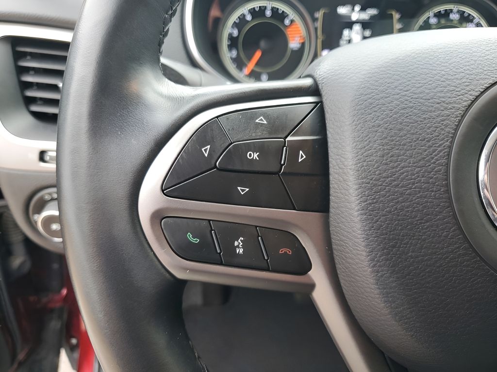 Used Car 2019 Jeep Cherokee  Latitude Plus For Sale Under $20,000 In Austin, Texas