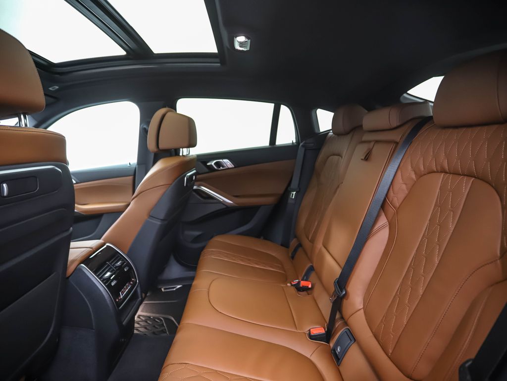 Thumbnail: 2026 BMW X6 - 22