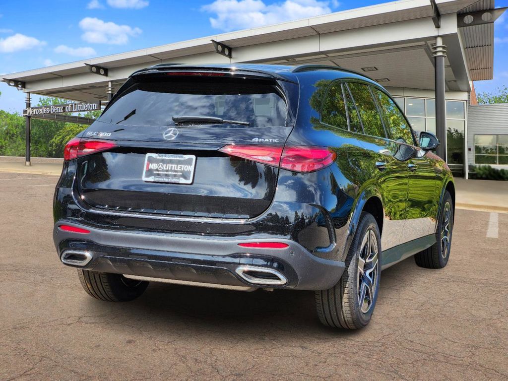 2025 Mercedes-Benz GLC GLC 300 3