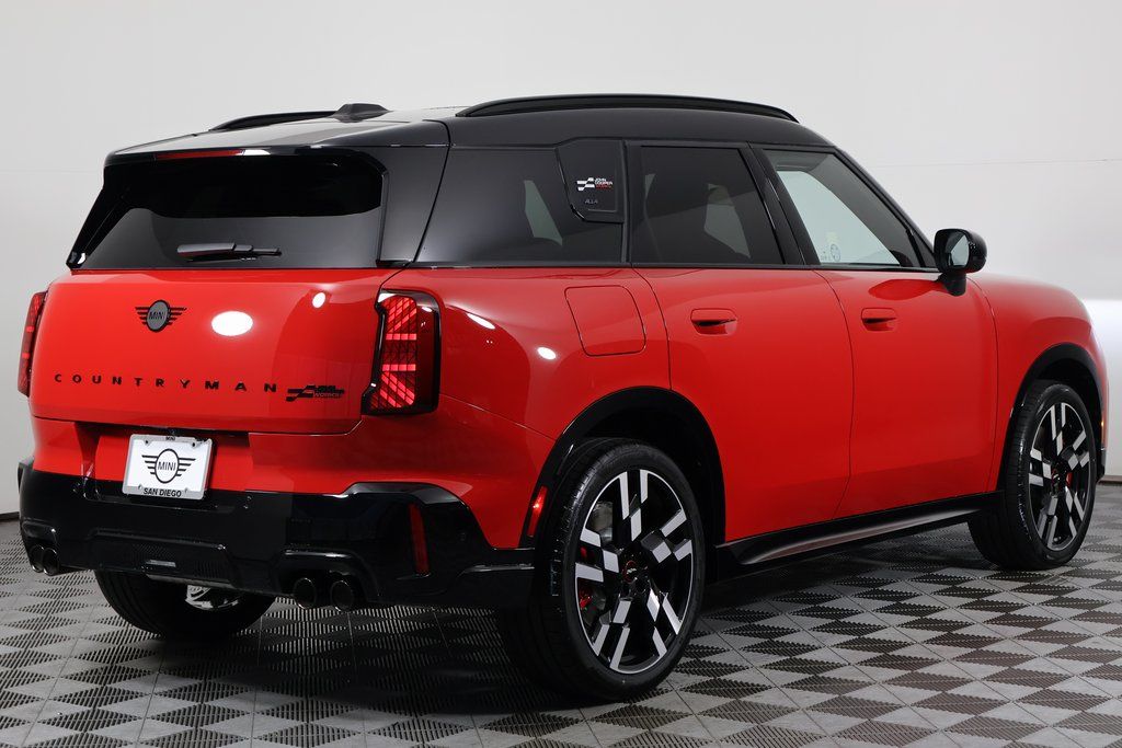 Thumbnail: 2027 MINI Cooper Countryman - 2