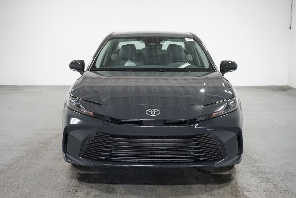 2025 Toyota Camry LE 2