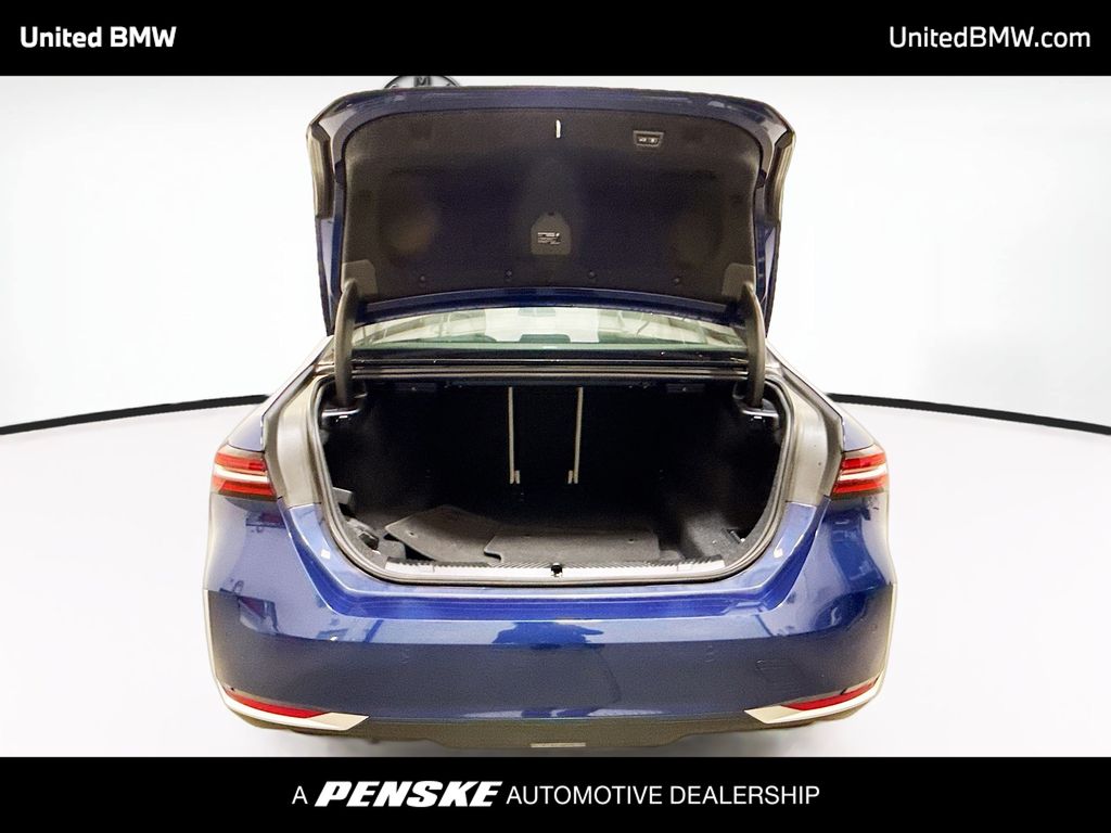 Thumbnail: 2026 BMW 5 Series - 14