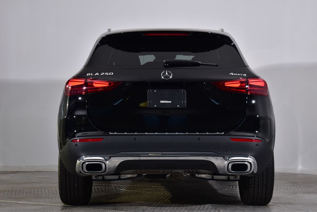 Thumbnail: 2025 Mercedes-Benz GLA - 4