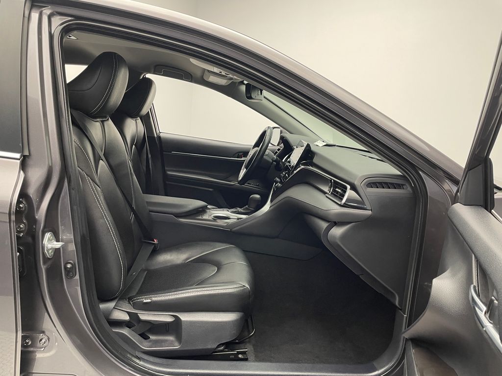 Thumbnail: 2023 Toyota Camry - 17